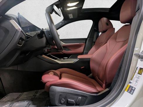 Used 2025 BMW i4 xDrive40i w/ Premium Package image 16