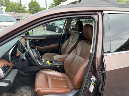 Used 2021 Subaru Outback Touring XT AWD/4WD image 3