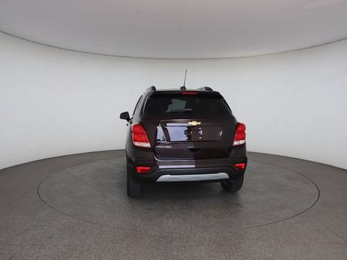 Used 2022 Chevrolet Trax LT w/ Driver Confidence Package AWD/4WD image 14