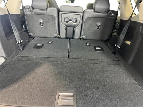 New 2026 Acura MDX SH-AWD image 33