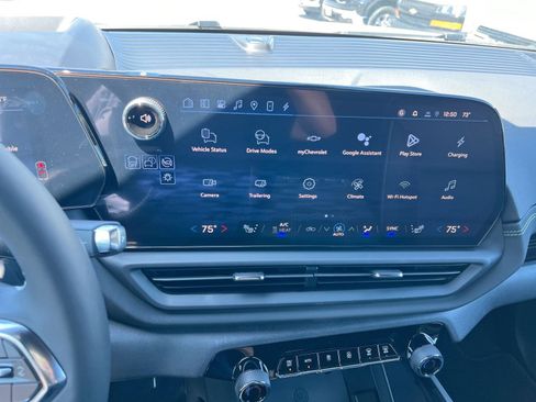 New 2026 Chevrolet Silverado EV LT image 15