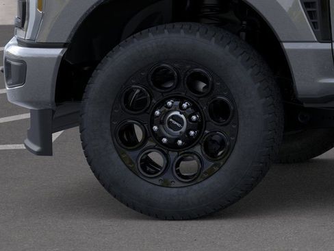 New 2026 Ford F350 XLT w/ XLT Premium Package AWD/4WD image 19