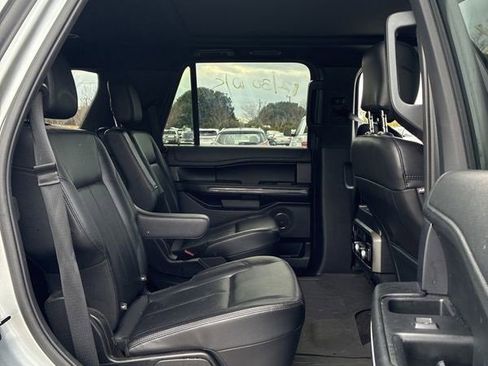 Used 2020 Ford Expedition XLT w/ Equipment Group 202A image 23