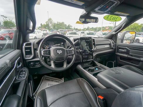 Used 2023 RAM 3500 Laramie image 16