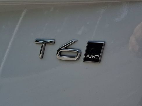 Used 2018 Volvo XC90 T6 Momentum w/ Convenience Package AWD/4WD image 33