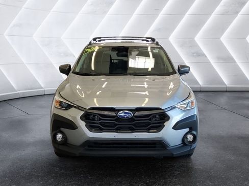 Used 2024 Subaru Crosstrek 2.0i Premium AWD/4WD image 2