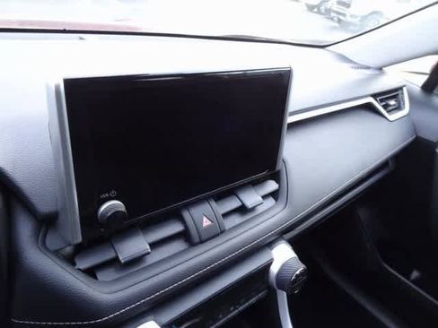 Used 2023 Toyota RAV4 XLE image 7