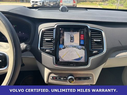 Used 2025 Volvo XC90 B6 Ultra w/ Lounge Package image 29