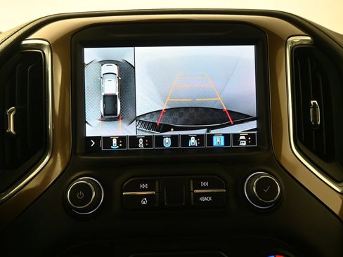 Used 2023 Chevrolet Silverado 3500 High Country AWD/4WD image 31