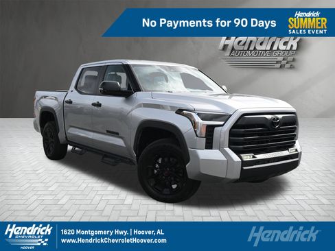 Used 2024 Toyota Tundra SR5 w/ SR5 Convenience Package AWD/4WD image 1
