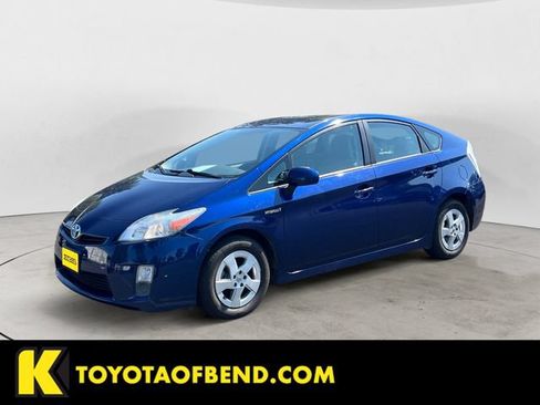 Used 2010 Toyota Prius Three FWD image 1