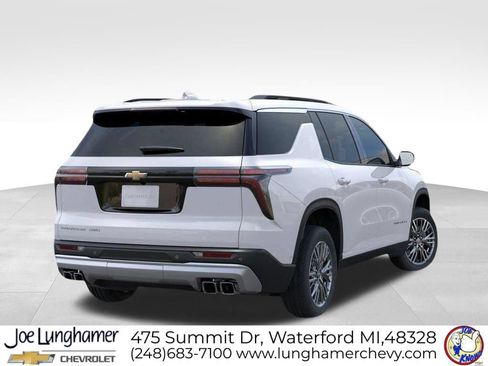 New 2026 Chevrolet Traverse LT w/ LPO, Floor Liner Package AWD/4WD image 4