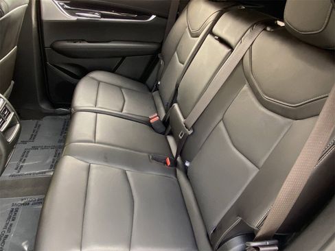 Certified 2025 Cadillac XT5 Premium Luxury image 18