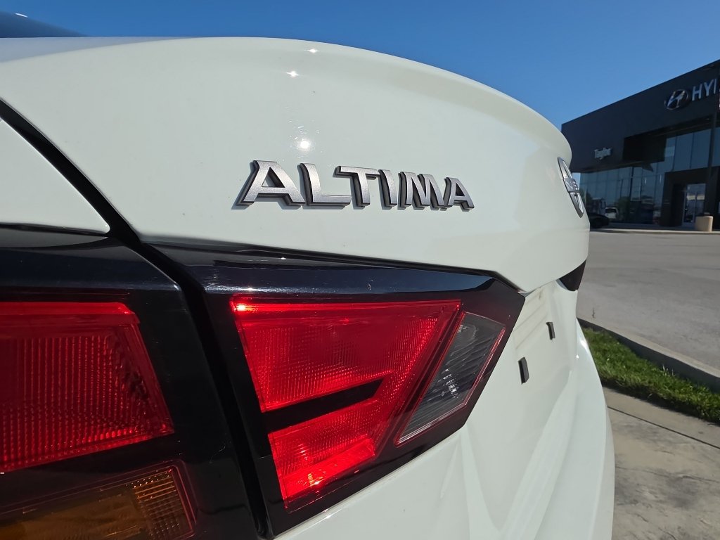Used 2024 Nissan Altima 2.5 SR FWD image 19