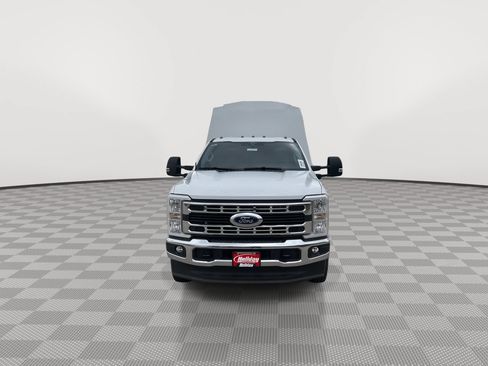 New 2025 Ford F350 XL w/ XL Chrome Package AWD/4WD image 32
