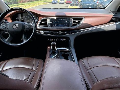 Used 2018 Buick Enclave Avenir w/ Avenir Technology Package FWD image 12