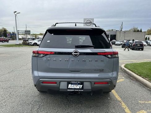 New 2026 Nissan Pathfinder Platinum w/ Cargo Package AWD/4WD image 7
