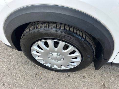 Used 2018 Nissan Kicks S w/ Exterior Electronics Package image 19