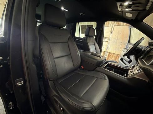 Used 2022 GMC Yukon Denali image 26