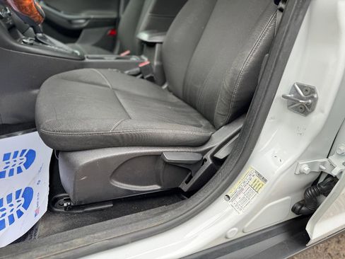 Used 2016 Ford Focus SE image 10