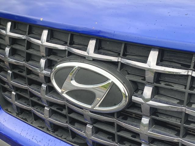 Used 2025 Hyundai Venue SEL FWD image 30