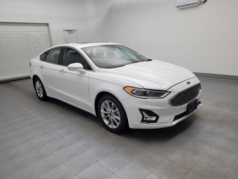 Used 2019 Ford Fusion Energi Titanium image 11