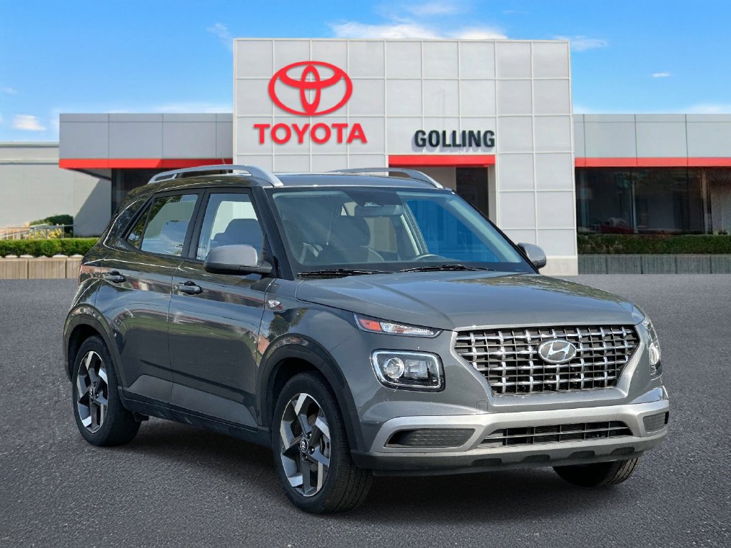 Used 2025 Hyundai Venue SEL FWD image 7