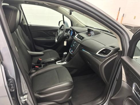 Used 2014 Buick Encore Convenience FWD image 35