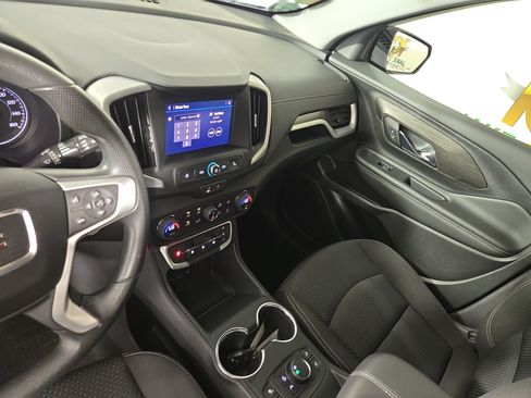 Certified 2024 GMC Terrain SLE w/ Driver Convenience Package FWD image 23