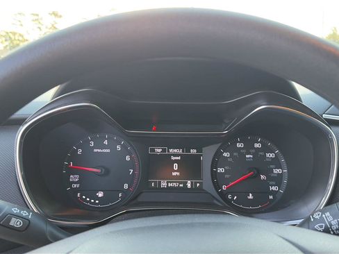 Used 2021 Chevrolet TrailBlazer LT w/ Convenience Package image 8