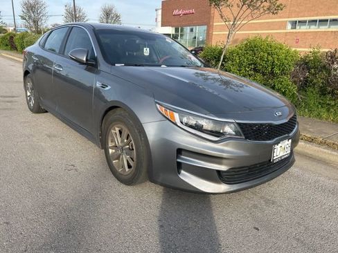 Used 2018 Kia Optima LX image 2