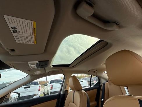 New 2025 Nissan Sentra SV w/ SV Premium Package image 14