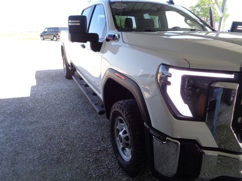 Used 2024 GMC Sierra 2500 Pro w/ Convenience Package AWD/4WD image 72