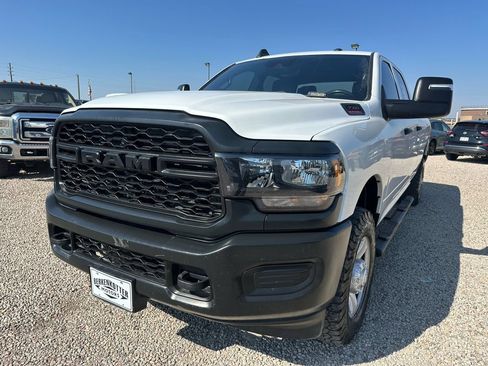 Used 2023 RAM 3500 Tradesman w/ Safety Group AWD/4WD image 4
