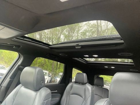 Used 2023 Buick Enclave Essence w/ Experience Buick Package AWD/4WD image 28
