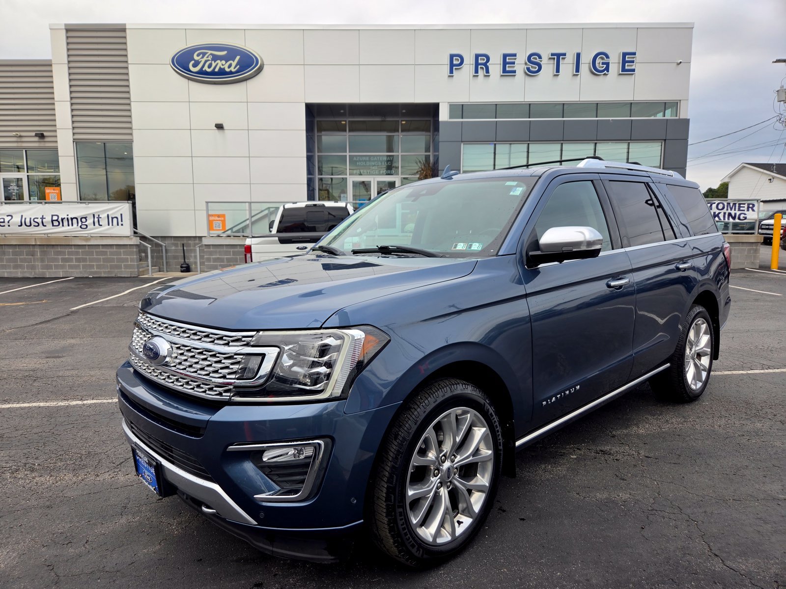 Used 2019 Ford Expedition Platinum AWD/4WD image 1