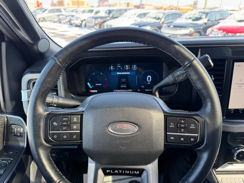 Used 2025 Ford F350 Platinum w/ FX4 Off-Road Package image 19
