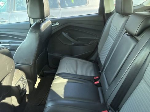 Used 2017 Ford Escape SE w/ SE Sport Appearance Package AWD/4WD image 11