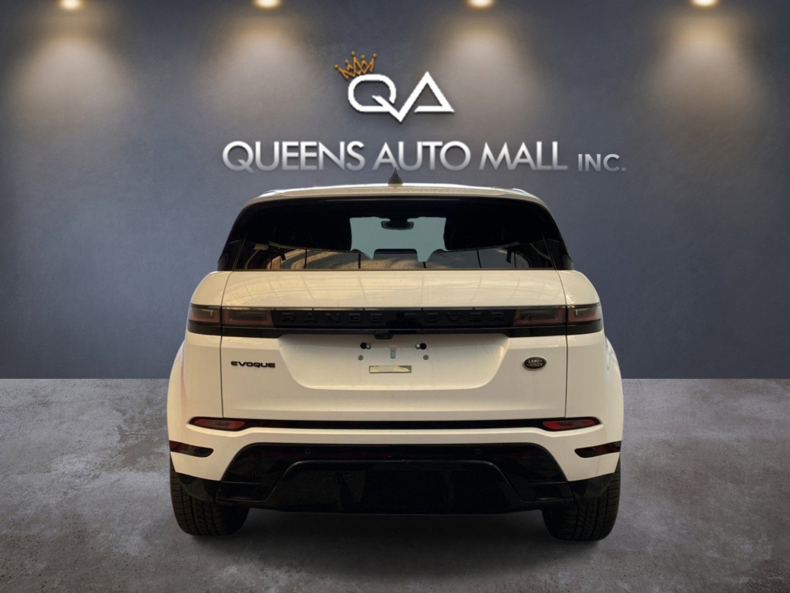 Used 2023 Land Rover Range Rover Evoque R-Dynamic SE AWD/4WD image 5