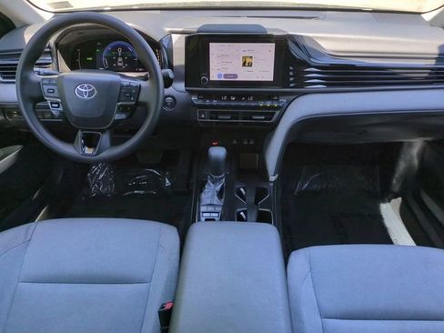 Used 2026 Toyota Camry LE image 14