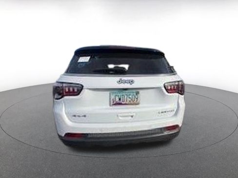 Used 2025 Jeep Compass Limited image 8