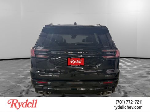 Used 2026 GMC Acadia Denali Ultimate w/ LPO, Floor Liner Package AWD/4WD image 4