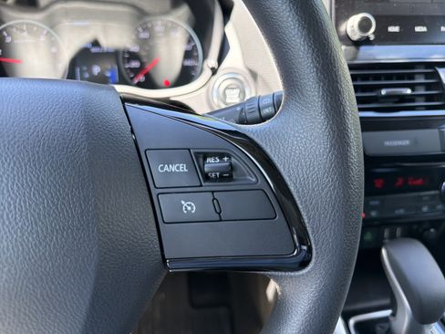 Used 2025 Mitsubishi Eclipse Cross LE AWD/4WD image 27
