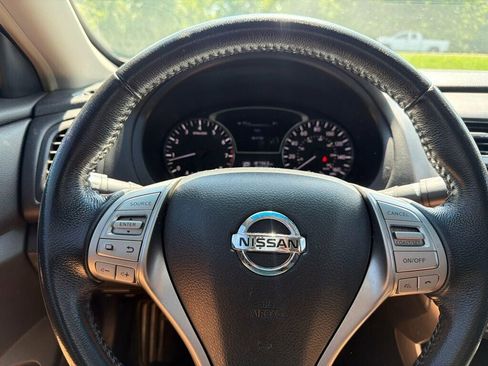 Used 2013 Nissan Altima 2.5 SV w/ 2.5SV Convenience Pkg FWD image 16