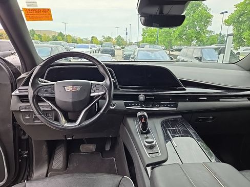 Used 2021 Cadillac Escalade Sport w/ Driver Assist Tech Package AWD/4WD image 14