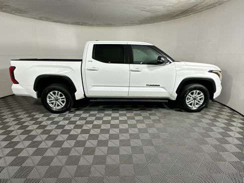 Used 2025 Toyota Tundra SR5 w/ SR5 Premium Package AWD/4WD image 2