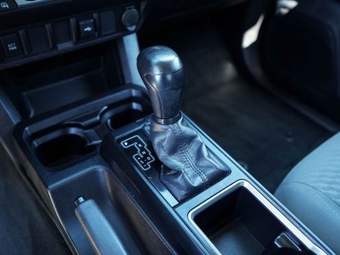 Used 2020 Toyota Tacoma SR RWD image 30