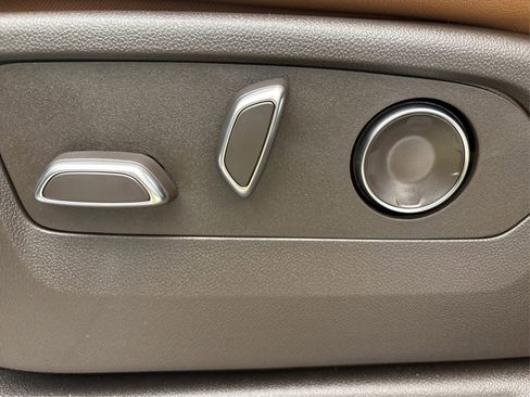 New 2025 Cadillac Escalade Premium Luxury w/ Touring Package image 19