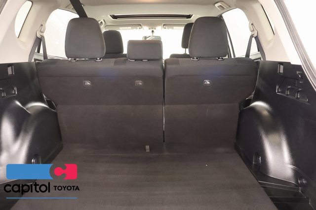 Used 2016 Toyota RAV4 XLE AWD/4WD image 25