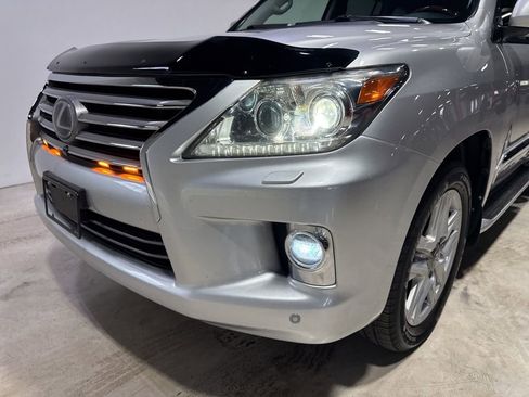Used 2014 Lexus LX 570 4WD image 10